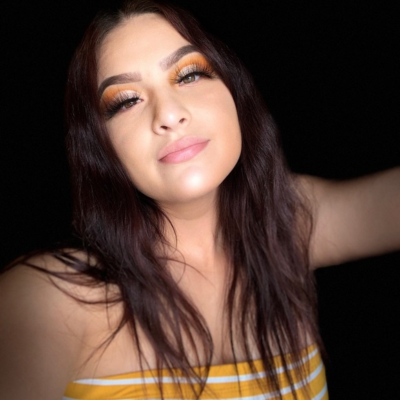 Mink Eyelashes - Picture 2 of 3